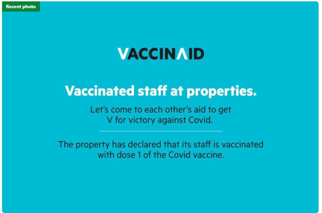 Vaccinated Staff - Oyo 352 Homestay Sabang Bandung Kültér fotó